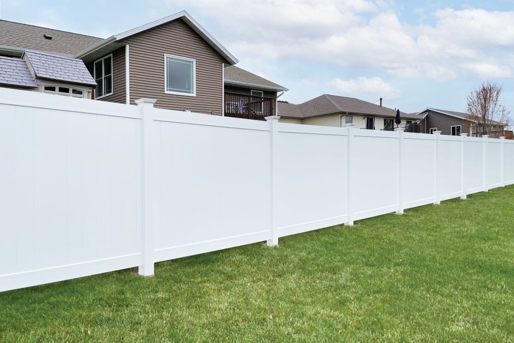 VINYL FENCE